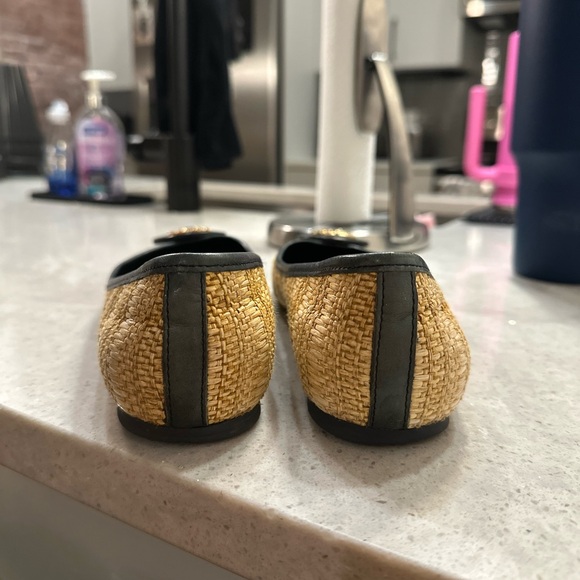 Tory Burch Reva Raffia Straw Logo Ballet Flat - Picture 4 of 11